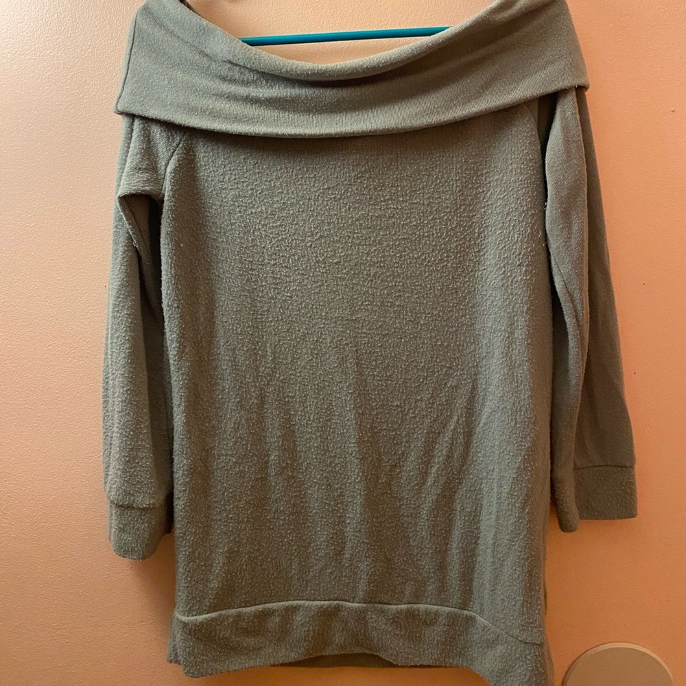 Green Off the Shoulder Soft Long Sleeve